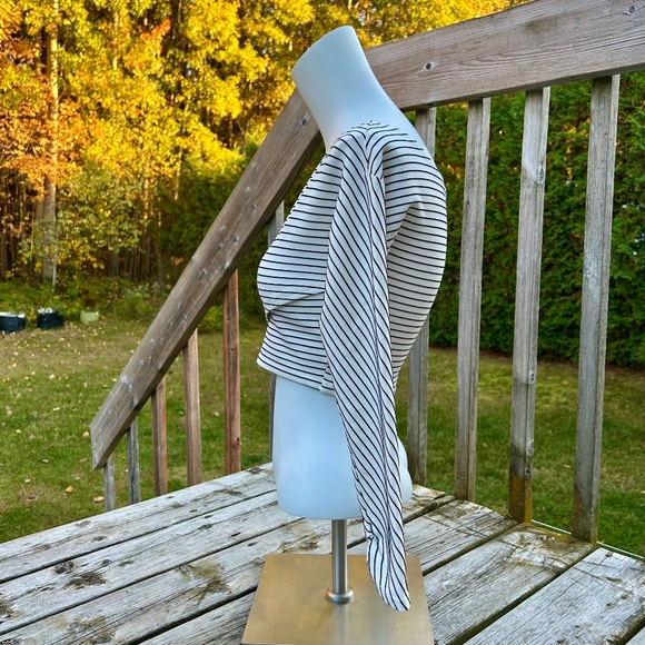 Walter Baker⎪White & Black Striped Cropped Wrap Top - Picture 2 of 6